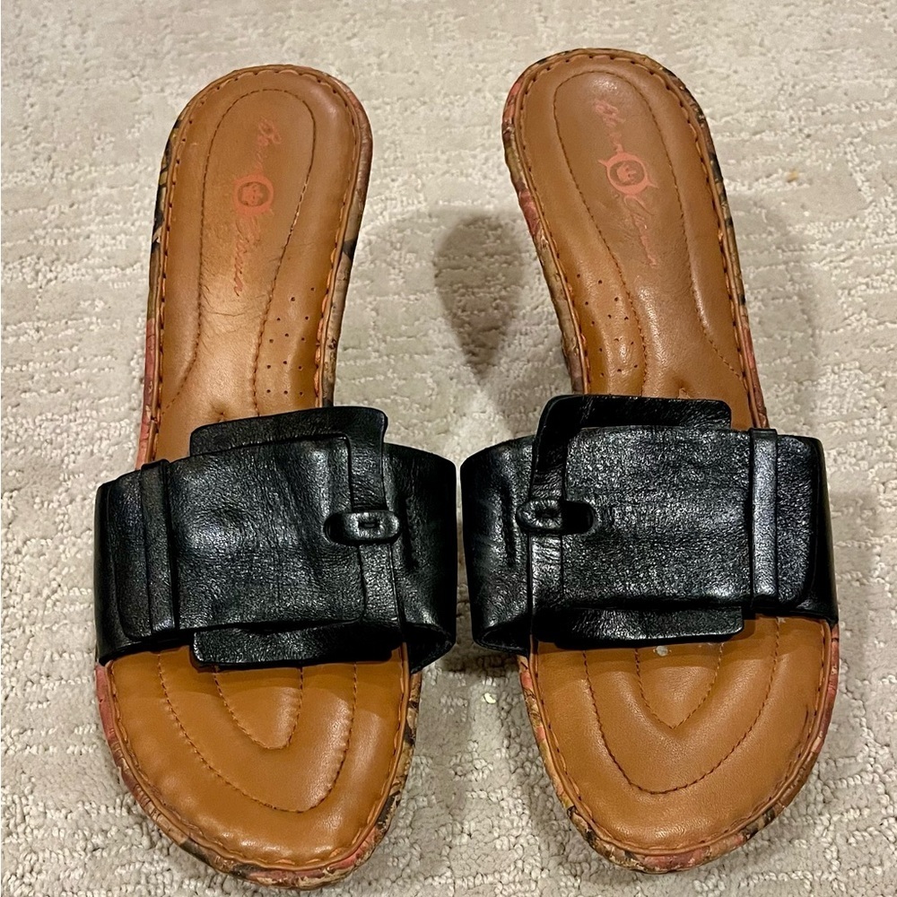 Born Crown Black Leather Women's Sandals